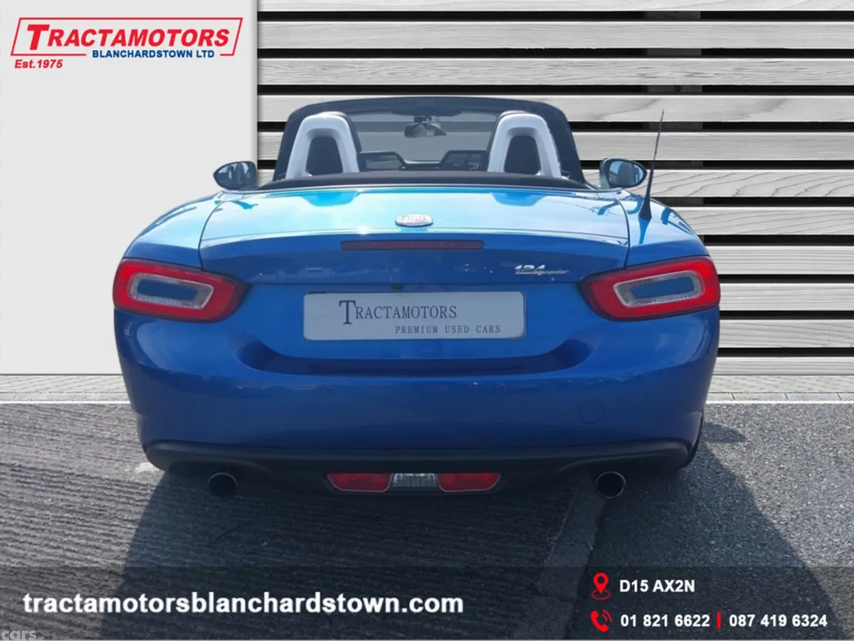 Fiat 124 Spider Convertible, Petrol, 2017, Blue