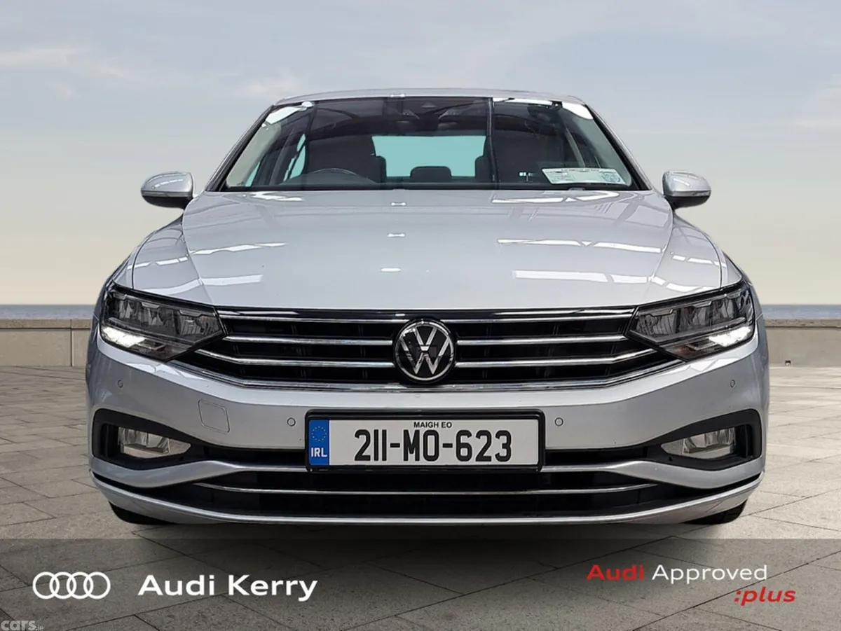 Volkswagen Passat Saloon, Diesel, 2021, Grey