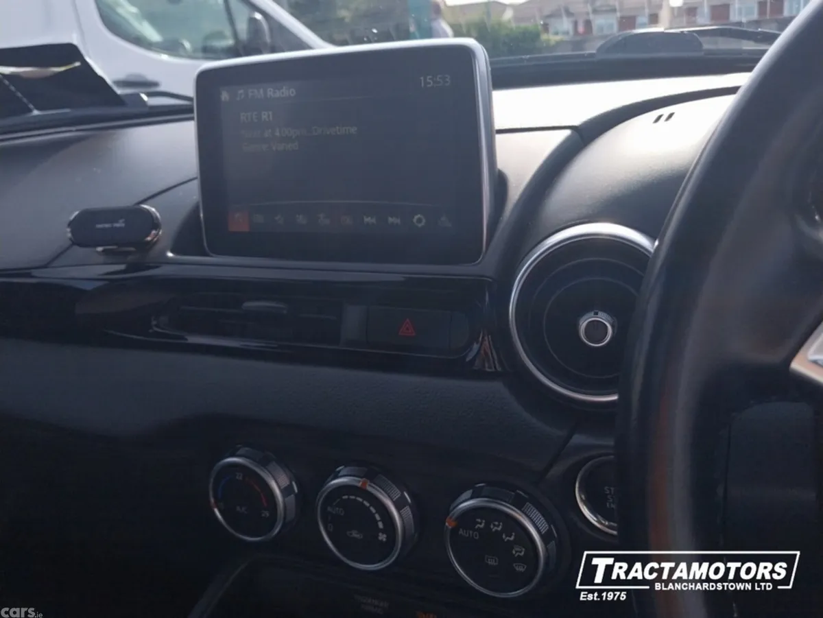 Fiat 124 Spider Convertible, Petrol, 2017, Blue