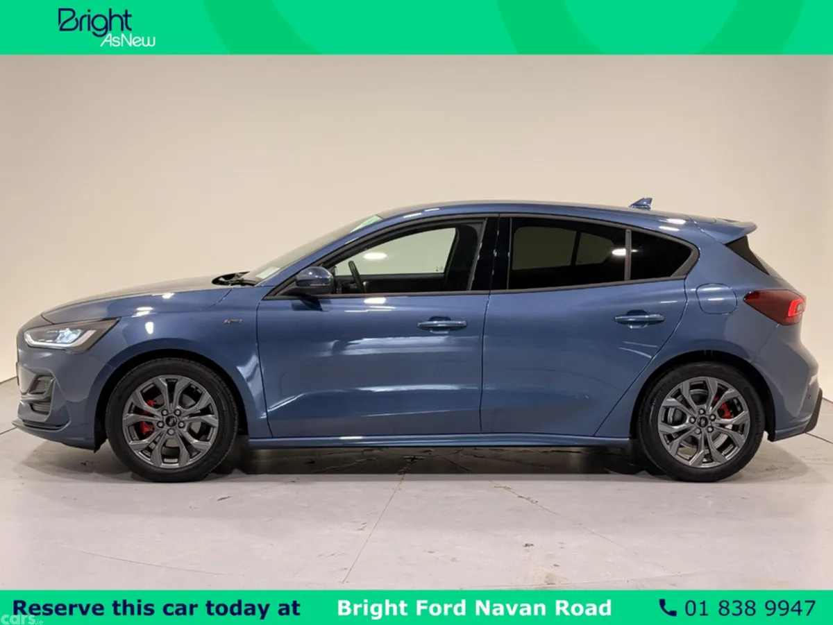Ford Focus Hatchback, Petrol, 2026, Blue