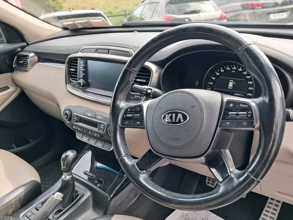 Kia Sorento SUV, Diesel, 2019, Blue