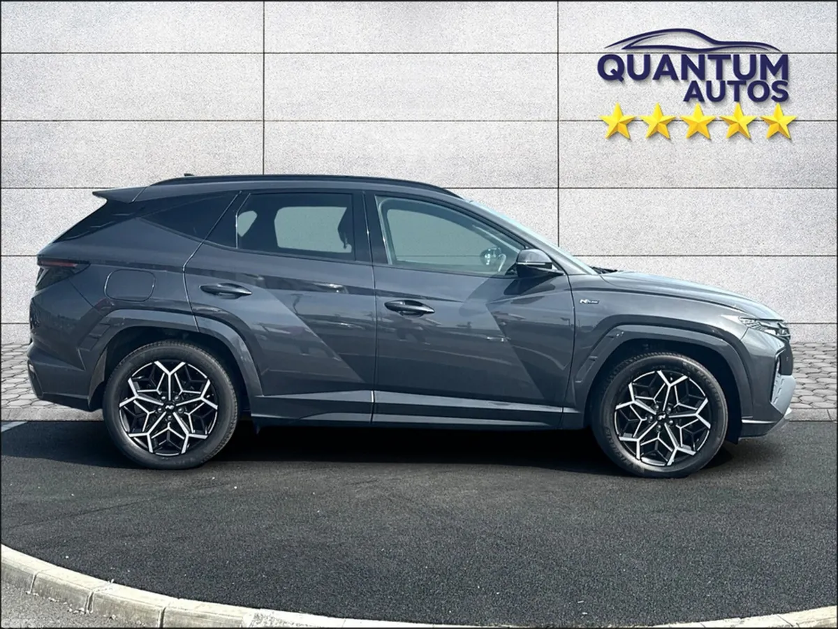 Hyundai Tucson SUV, Petrol Plug-in Hybrid, 2023, Grey