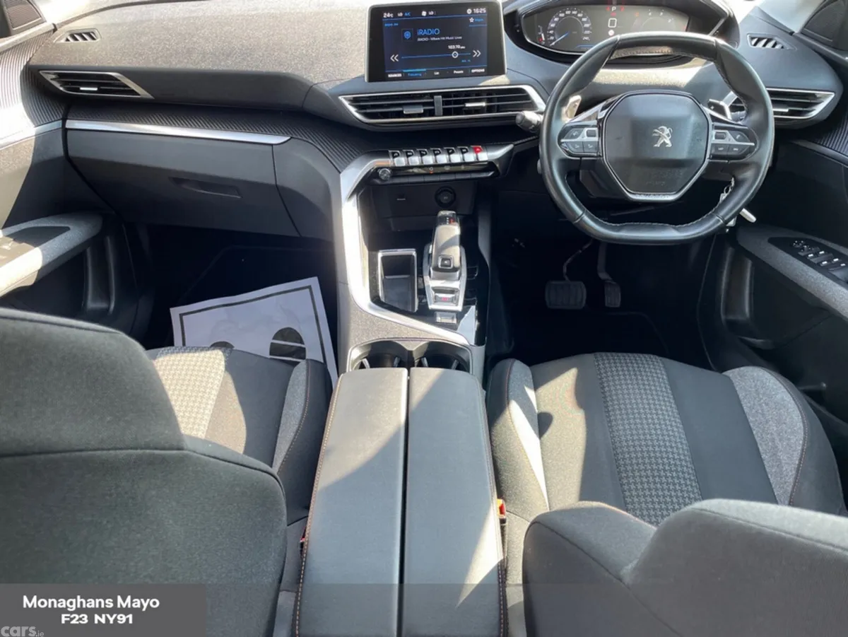 Peugeot 3008 MPV, Diesel, 2019, Black