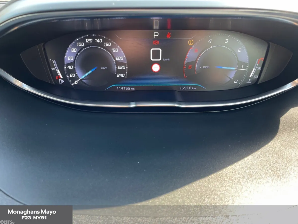 Peugeot 3008 MPV, Diesel, 2019, Black