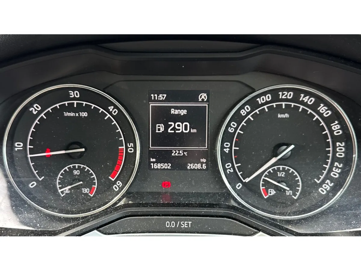Skoda Superb Hatchback, Diesel, 2016, Black