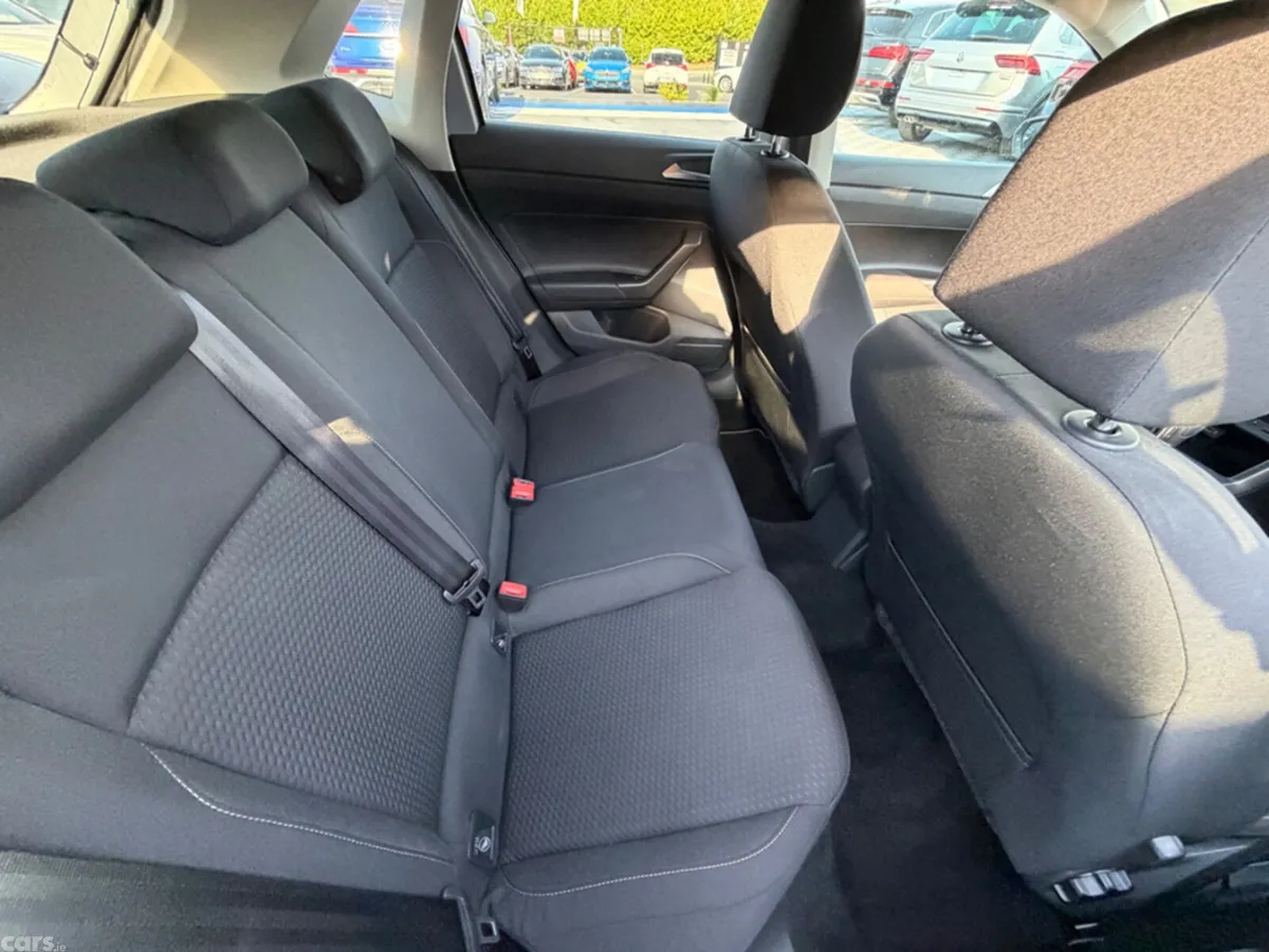 Volkswagen Polo Hatchback, Petrol, 2018, Silver
