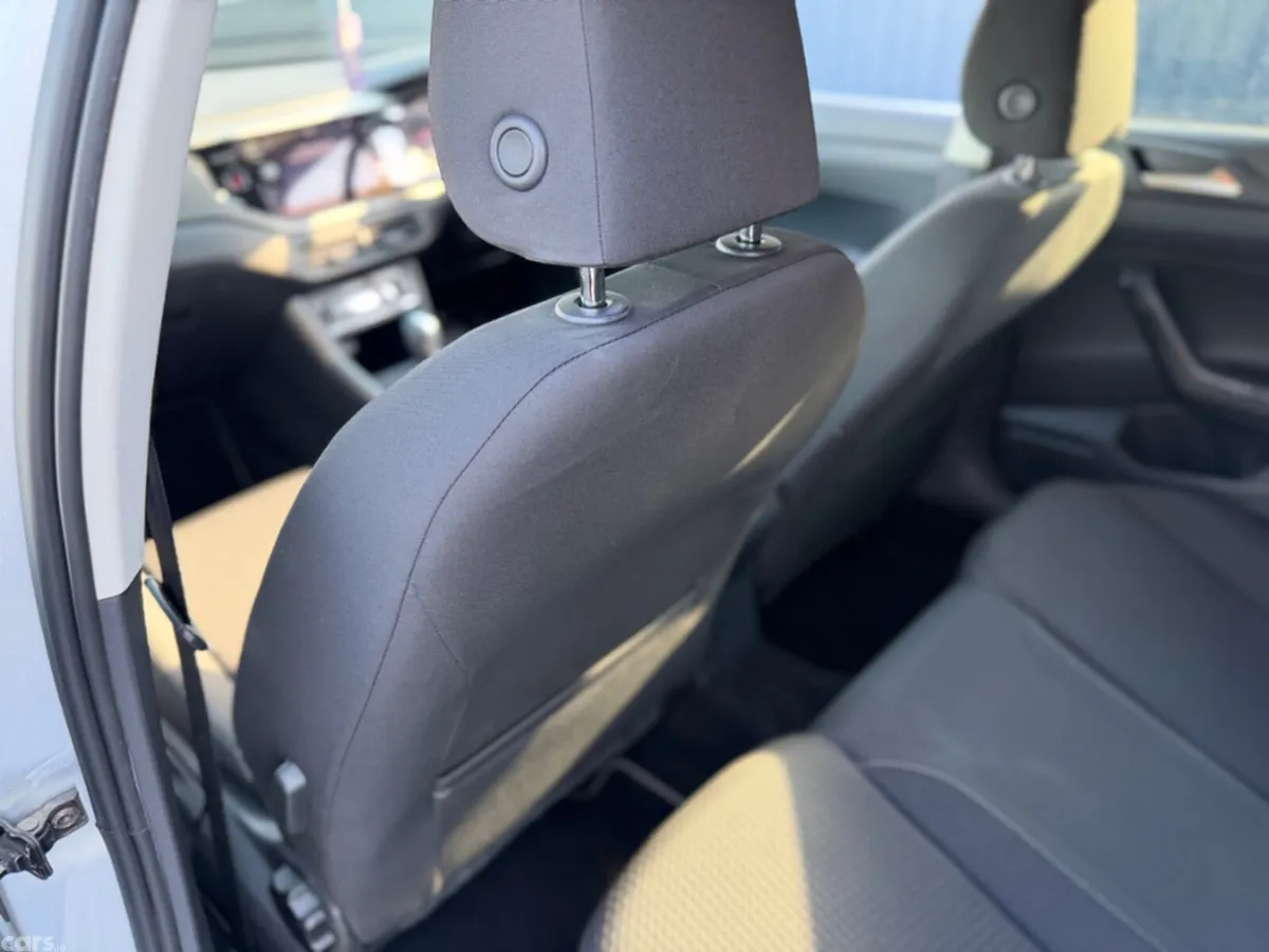Volkswagen Polo Hatchback, Petrol, 2018, Silver