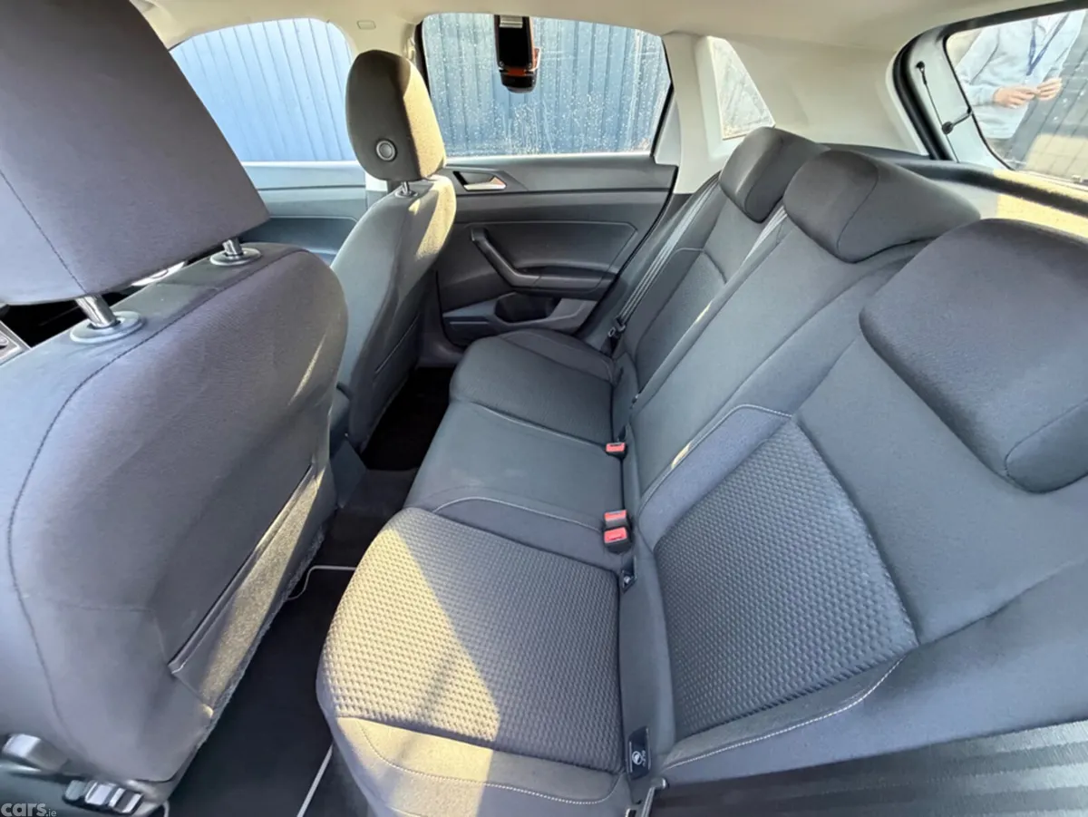 Volkswagen Polo Hatchback, Petrol, 2018, Silver