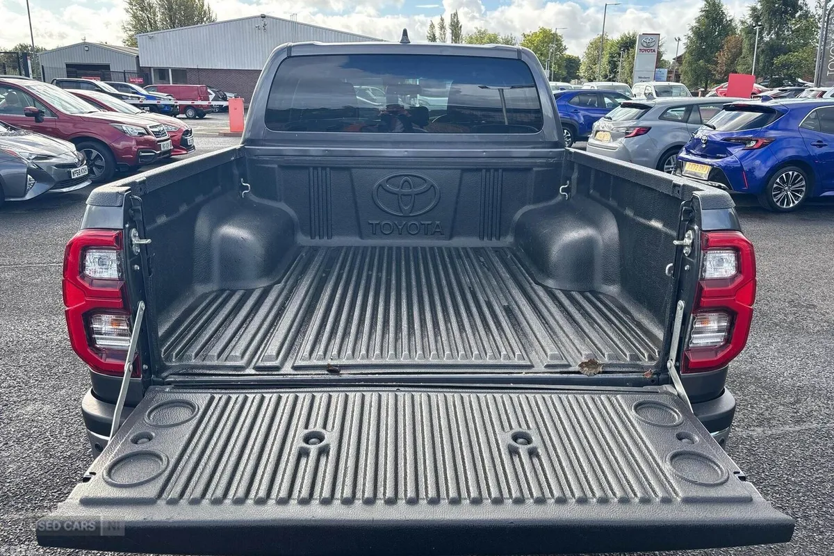Toyota Hilux Pick Up, Diesel, 2022, Grey