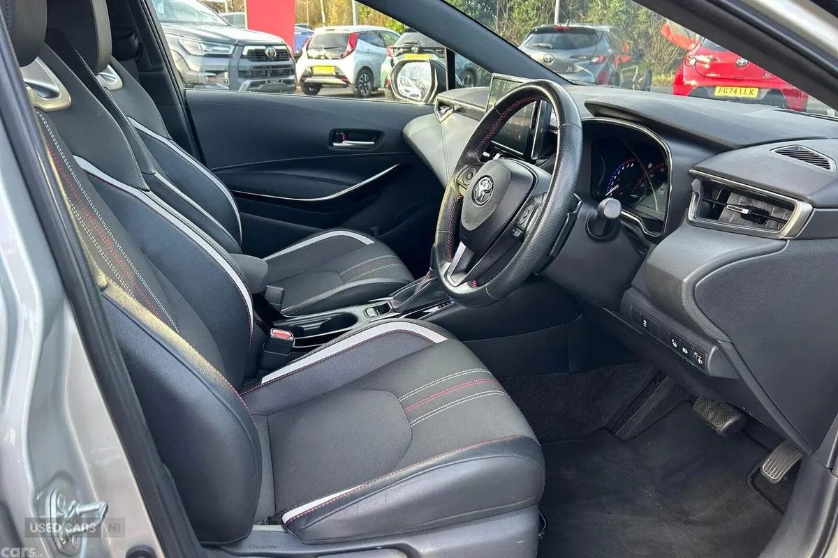 Toyota Corolla Hatchback, Petrol Hybrid, 2022, Silver