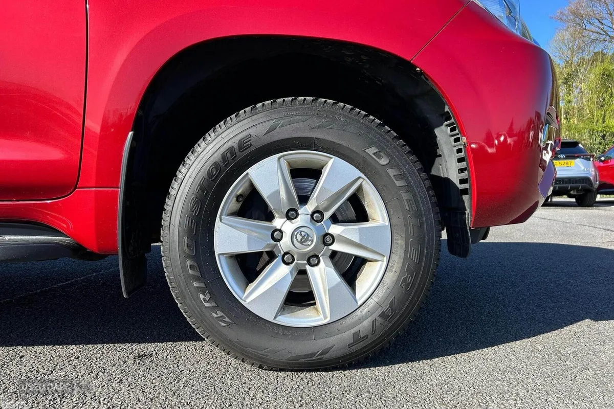 Toyota Land Cruiser , Diesel, 2019, Red