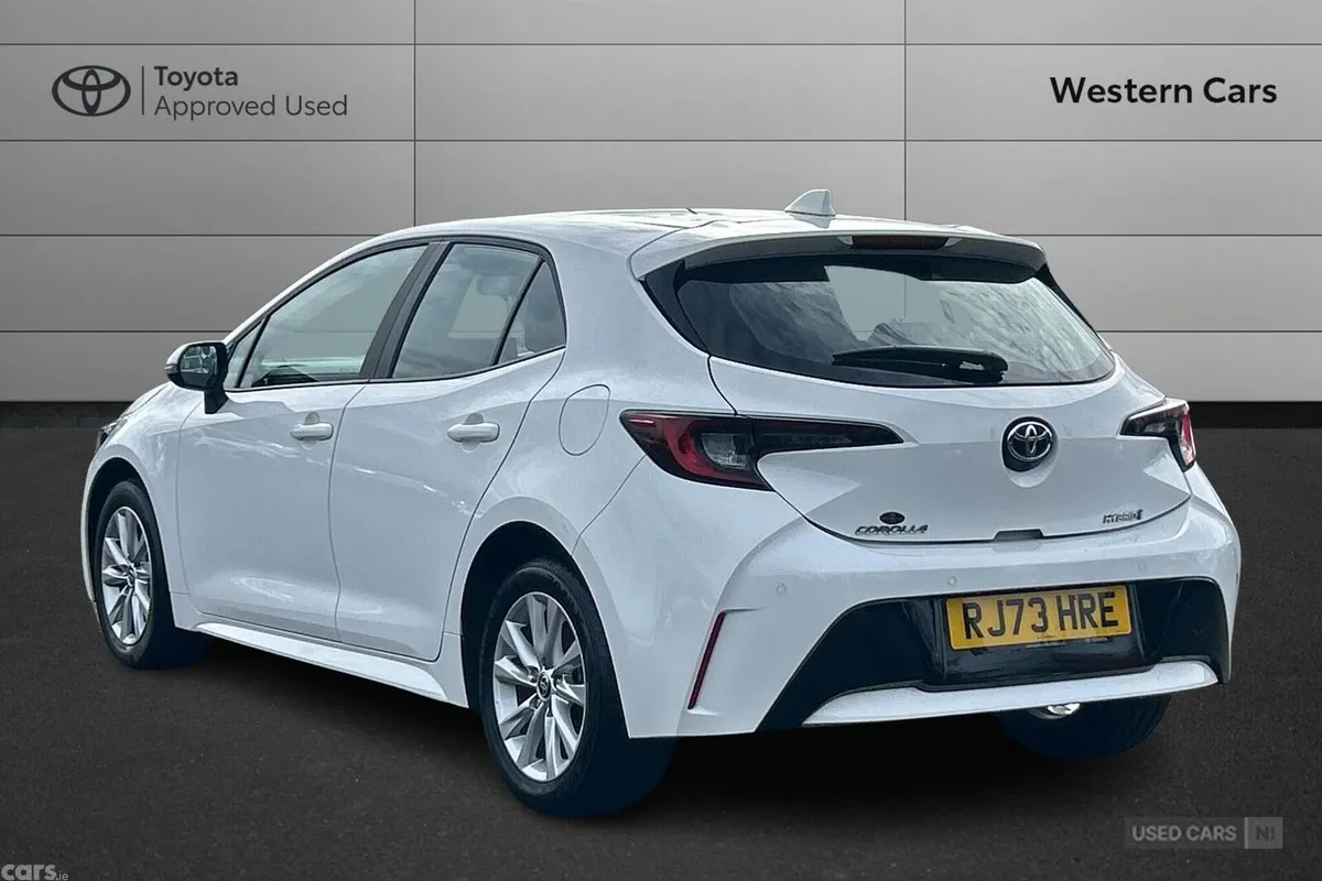 Toyota Corolla Hatchback, Petrol Hybrid, 2023, White