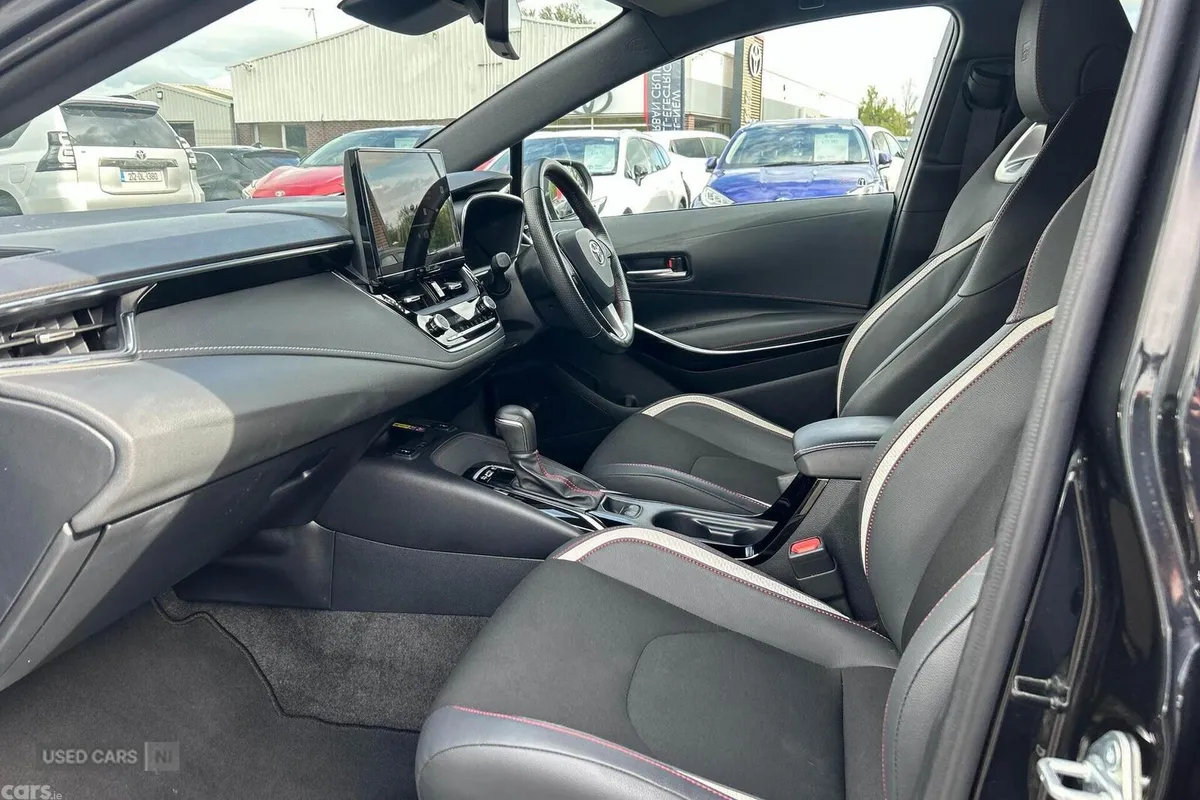 Toyota Corolla Hatchback, Petrol Hybrid, 2024, Black