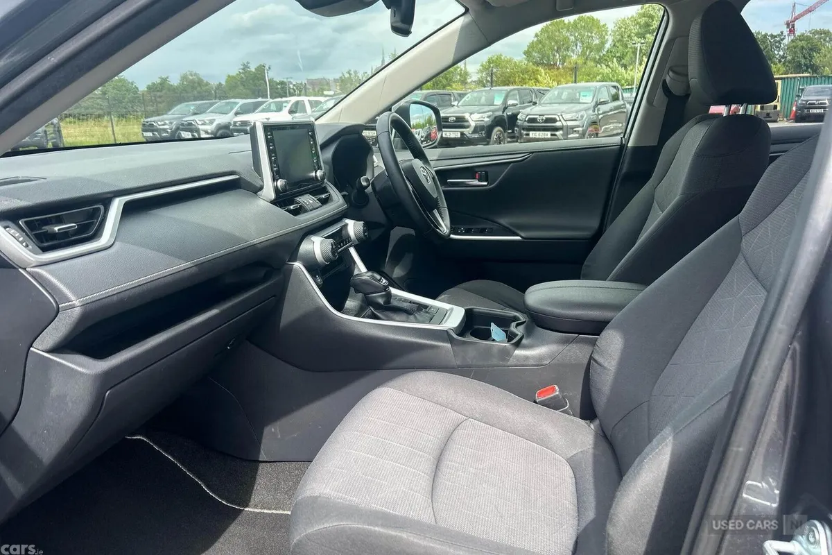Toyota RAV4 SUV, Petrol Hybrid, 2019, Grey