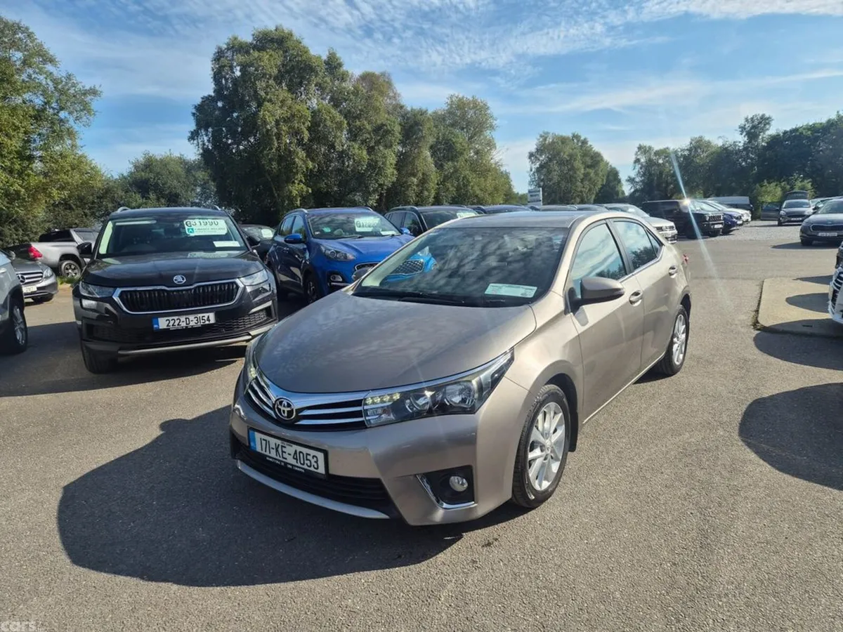 Toyota Corolla Saloon, Diesel, 2017, Brown
