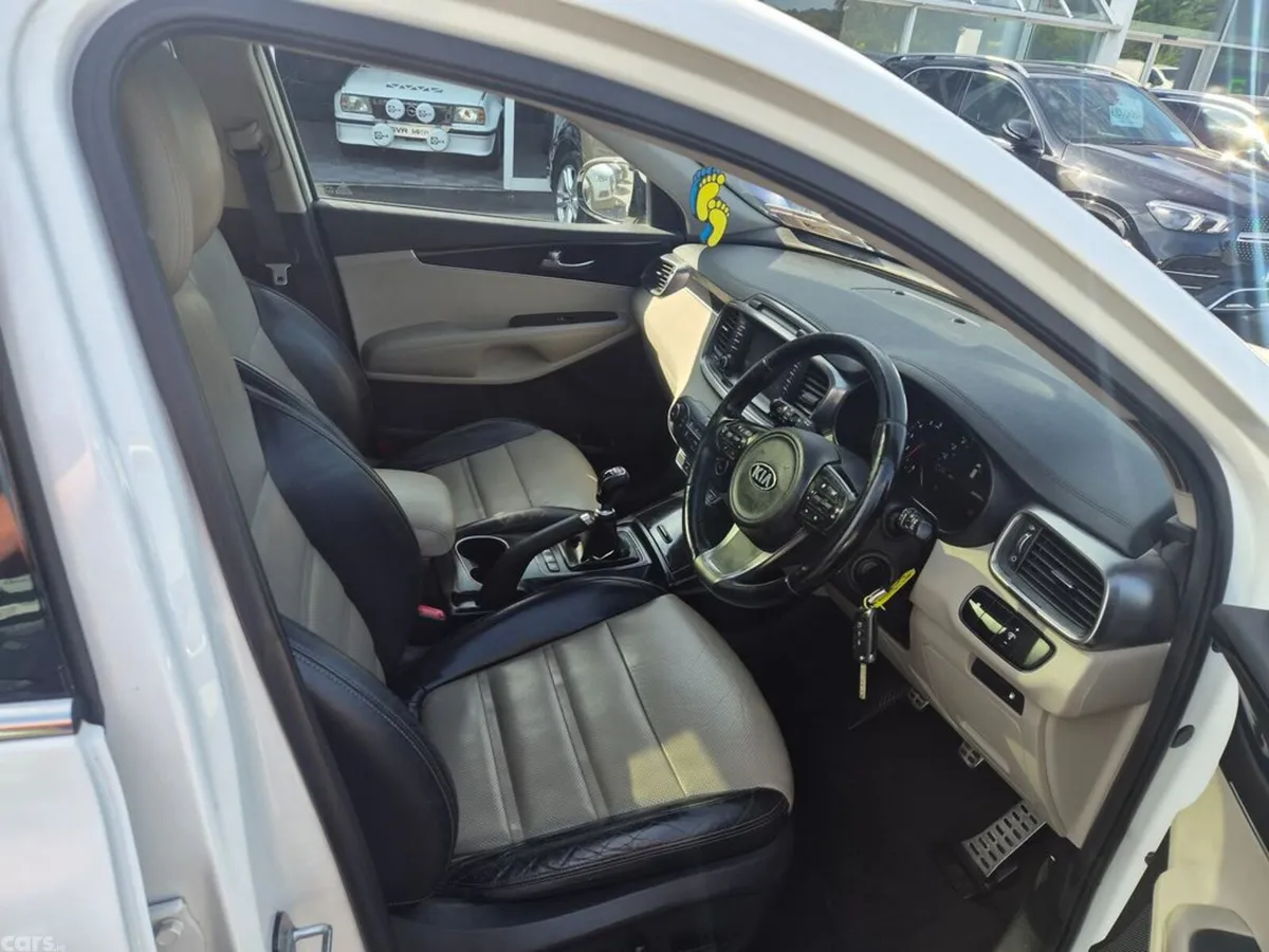 Kia Sorento Estate, Diesel, 2016, White