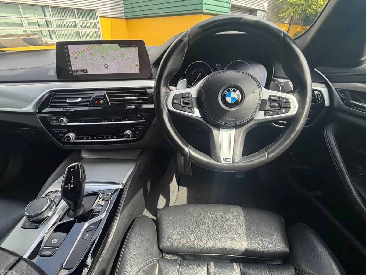 BMW 5-Series Saloon, Petrol Plug-in Hybrid, 2018, Black