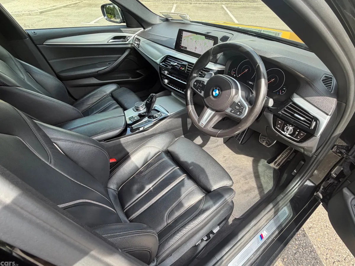 BMW 5-Series Saloon, Petrol Plug-in Hybrid, 2018, Black