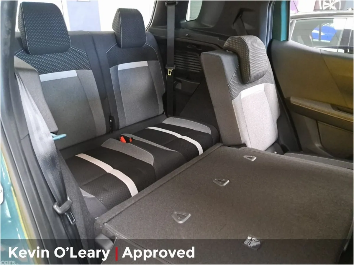 Opel Frontera SUV, Petrol Hybrid, 2026, Green