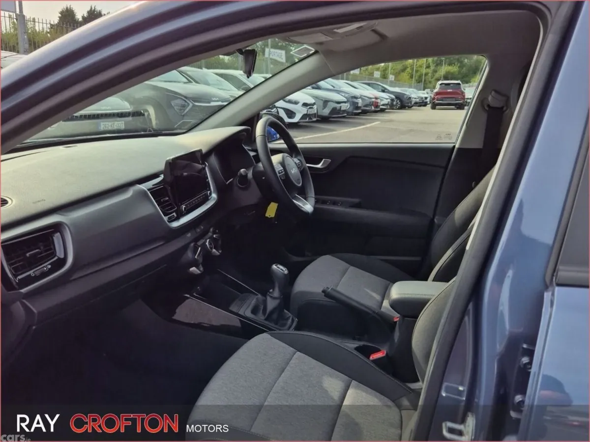 Kia Stonic Estate, Petrol, 2025, Blue