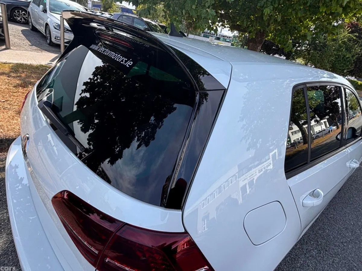 Volkswagen Golf Hatchback, Petrol, 2016, White