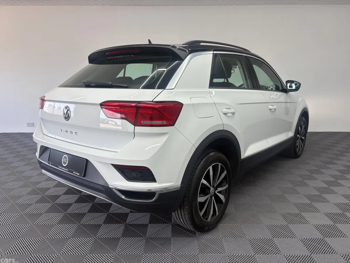 Volkswagen T-Roc SUV, Petrol, 2019, White