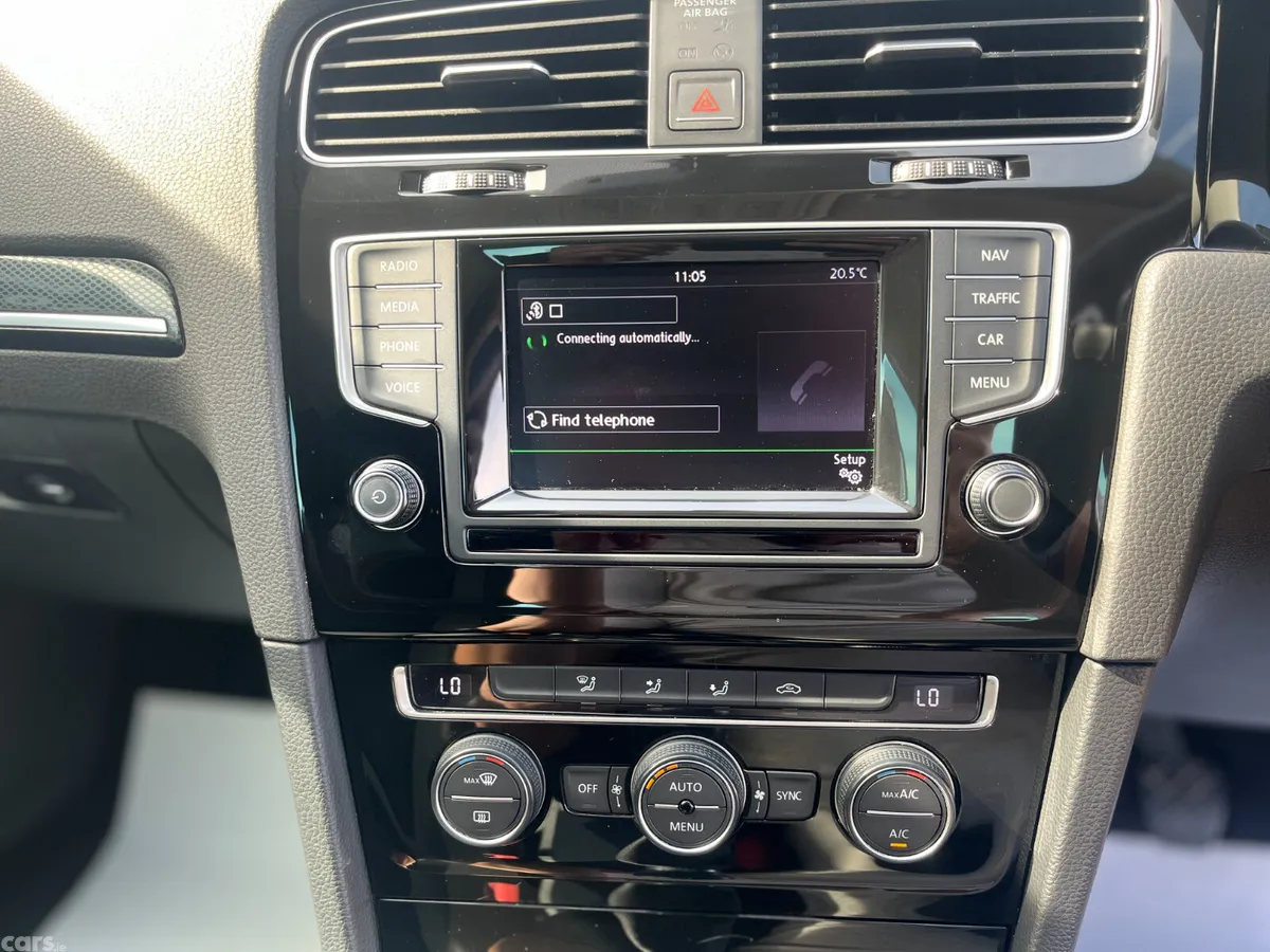 Volkswagen Golf Estate, Petrol, 2015, Silver