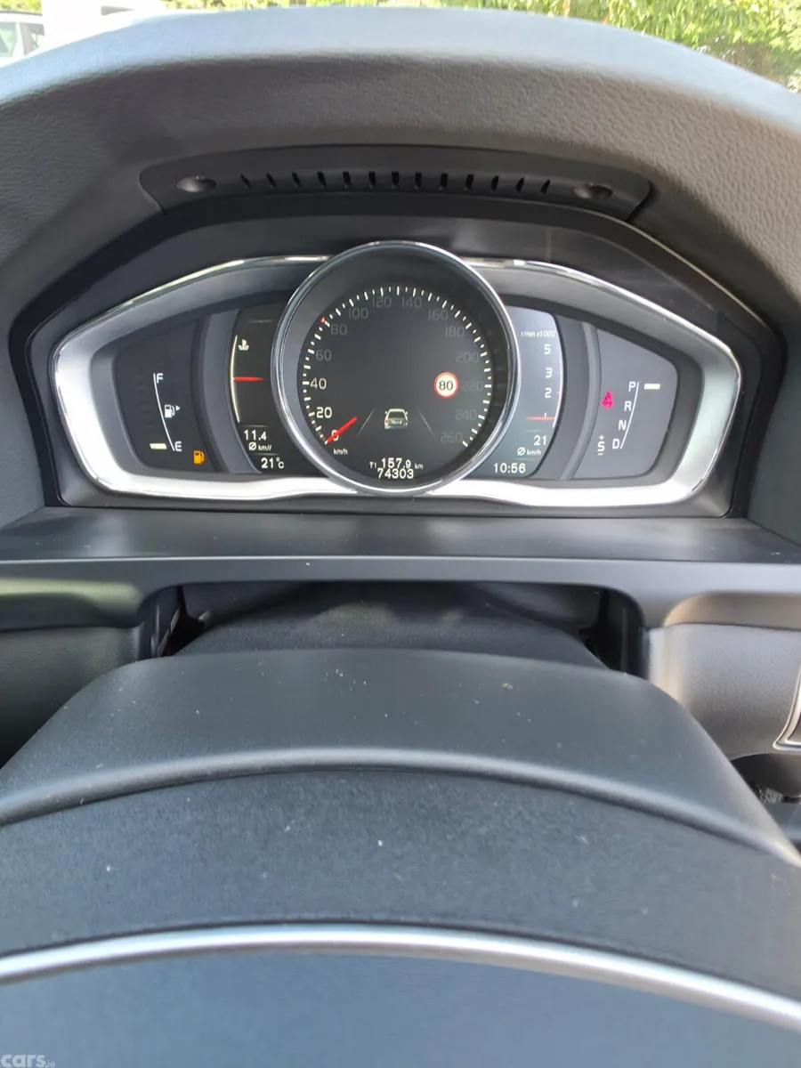 Volvo S60 Saloon, Diesel, 2018, White