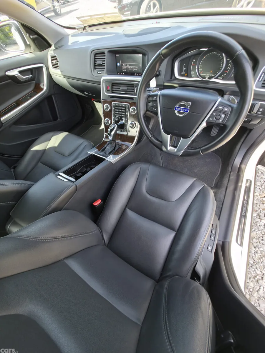 Volvo S60 Saloon, Diesel, 2018, White