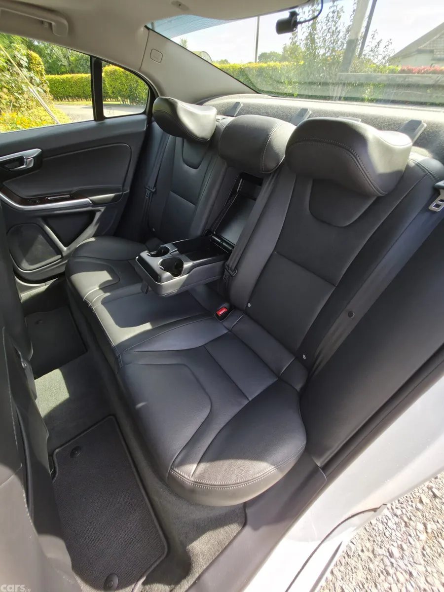 Volvo S60 Saloon, Diesel, 2018, White