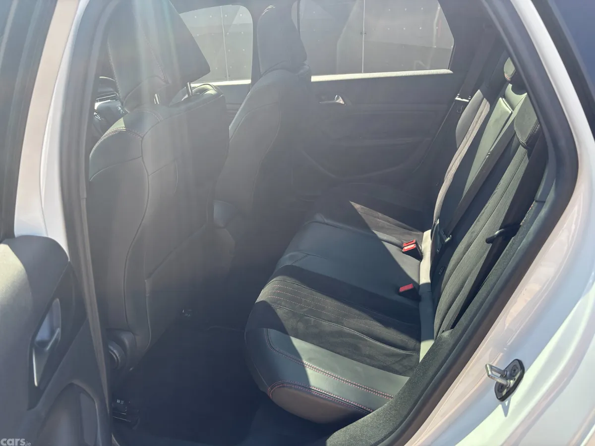 Peugeot 308 Estate, Petrol, 2015, White
