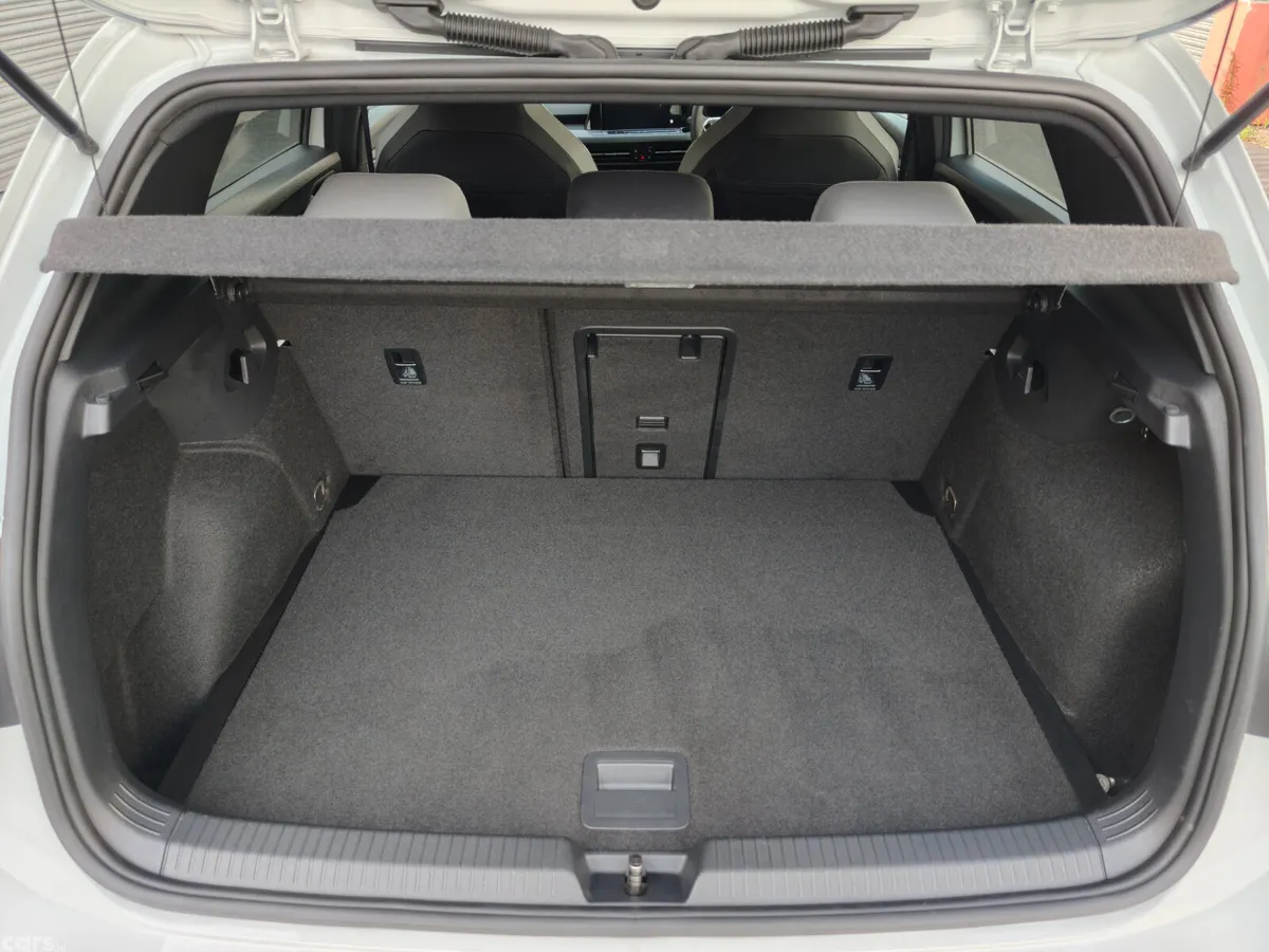 Volkswagen Golf Hatchback, Petrol, 2021, White