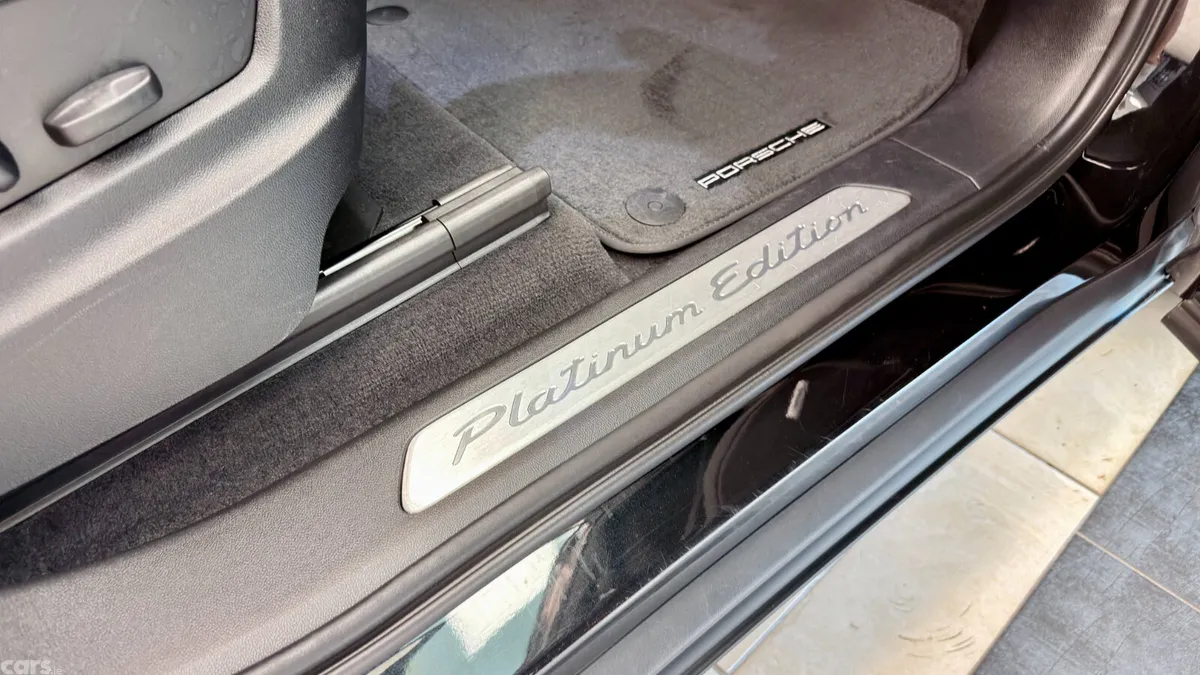 Porsche Cayenne Coupe, Petrol Hybrid, 2023, Black
