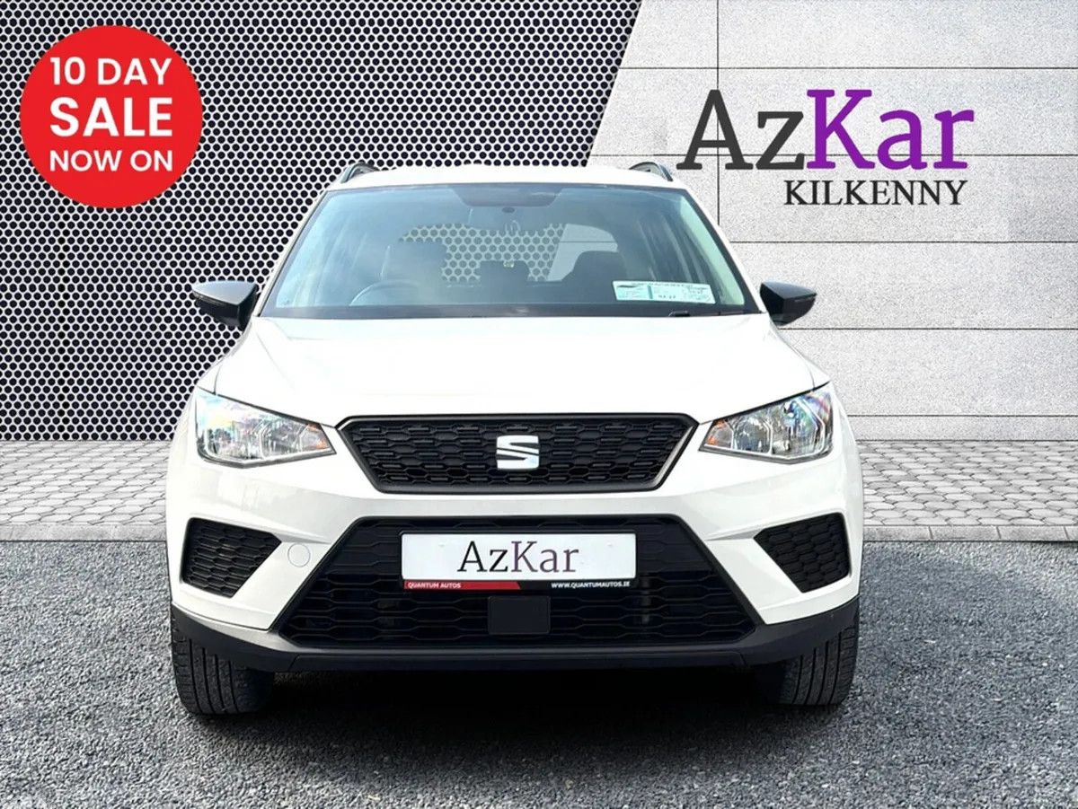 SEAT Arona Hatchback, Petrol, 2019, White