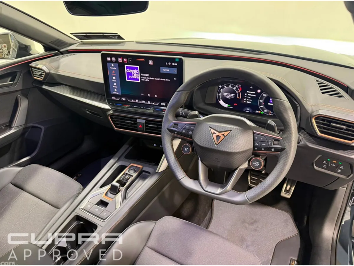 Cupra Leon Estate, Petrol, 2026, Blue