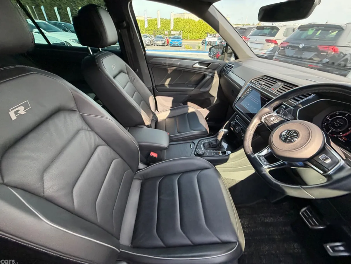 Volkswagen Tiguan MPV, Diesel, 2018, Black