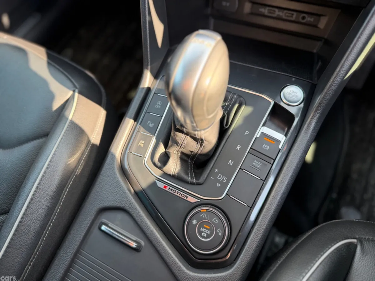 Volkswagen Tiguan MPV, Diesel, 2018, Black