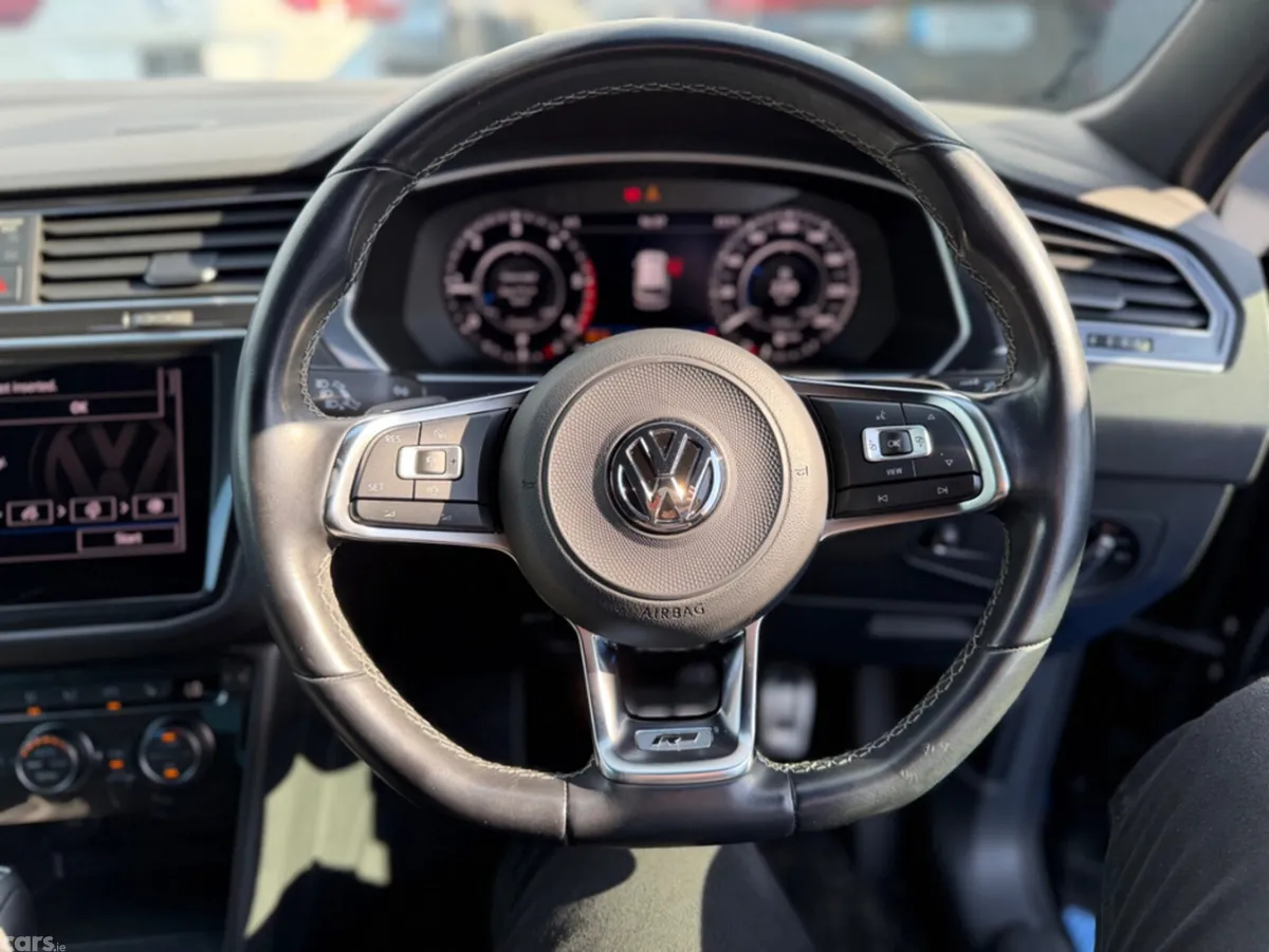Volkswagen Tiguan MPV, Diesel, 2018, Black