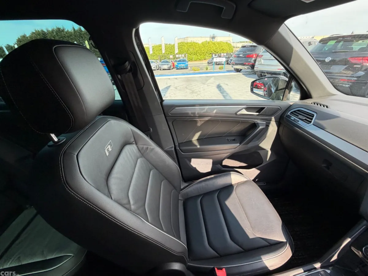 Volkswagen Tiguan MPV, Diesel, 2018, Black