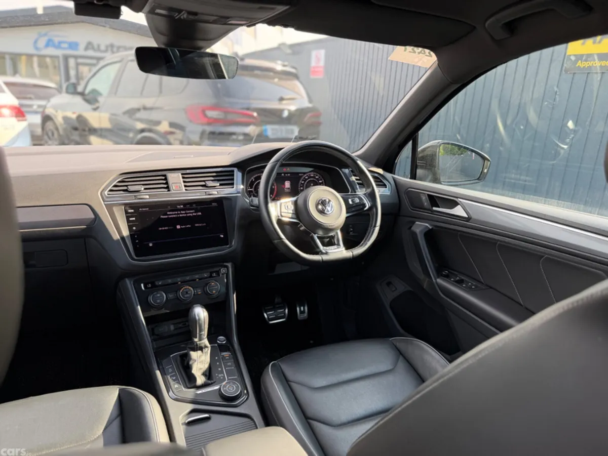 Volkswagen Tiguan MPV, Diesel, 2018, Black