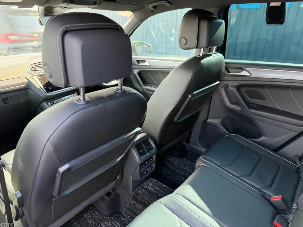 Volkswagen Tiguan MPV, Diesel, 2018, Black