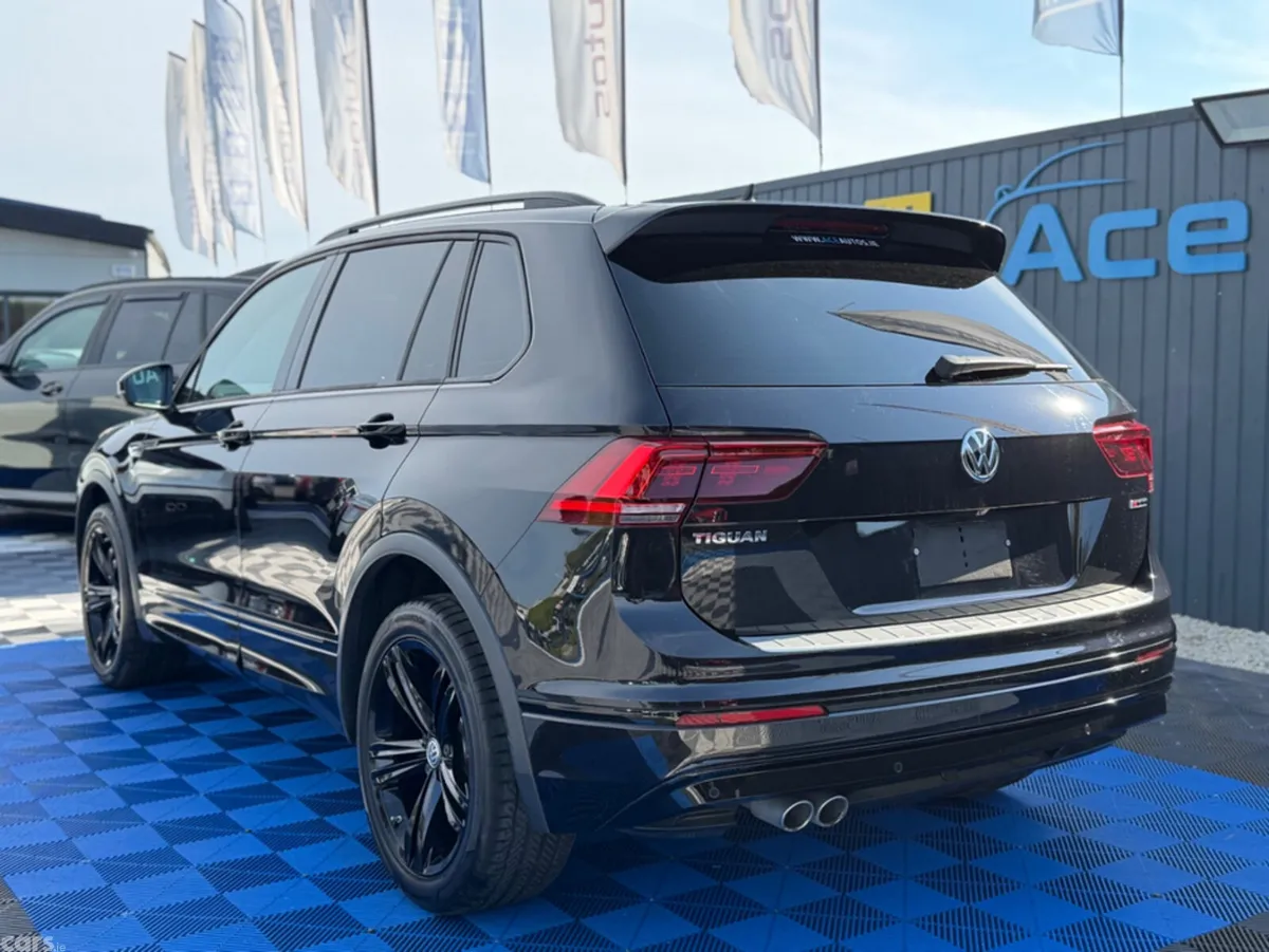 Volkswagen Tiguan MPV, Diesel, 2018, Black