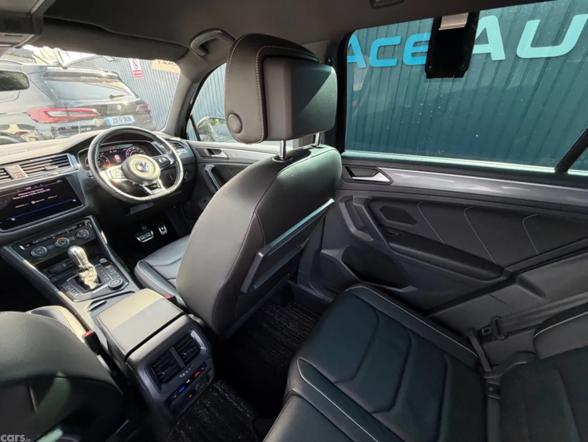Volkswagen Tiguan MPV, Diesel, 2018, Black