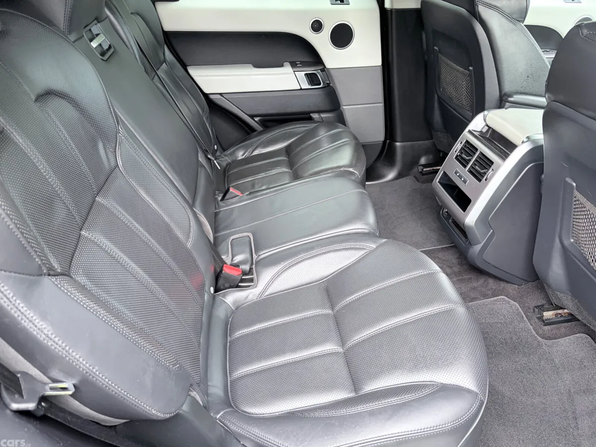 Land Rover Range Rover Sport SUV, Diesel, 2016, Black