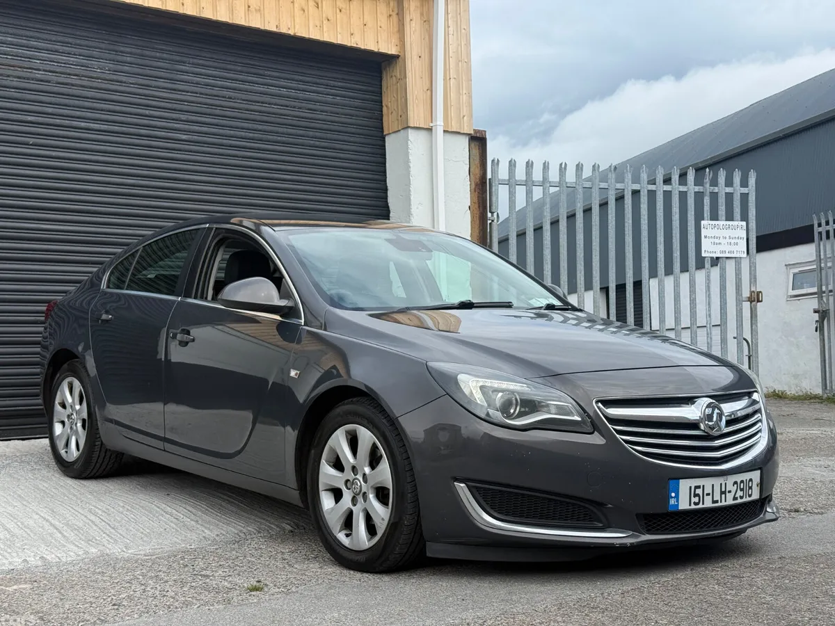 Vauxhall Insignia Hatchback, Diesel, 2015, Grey