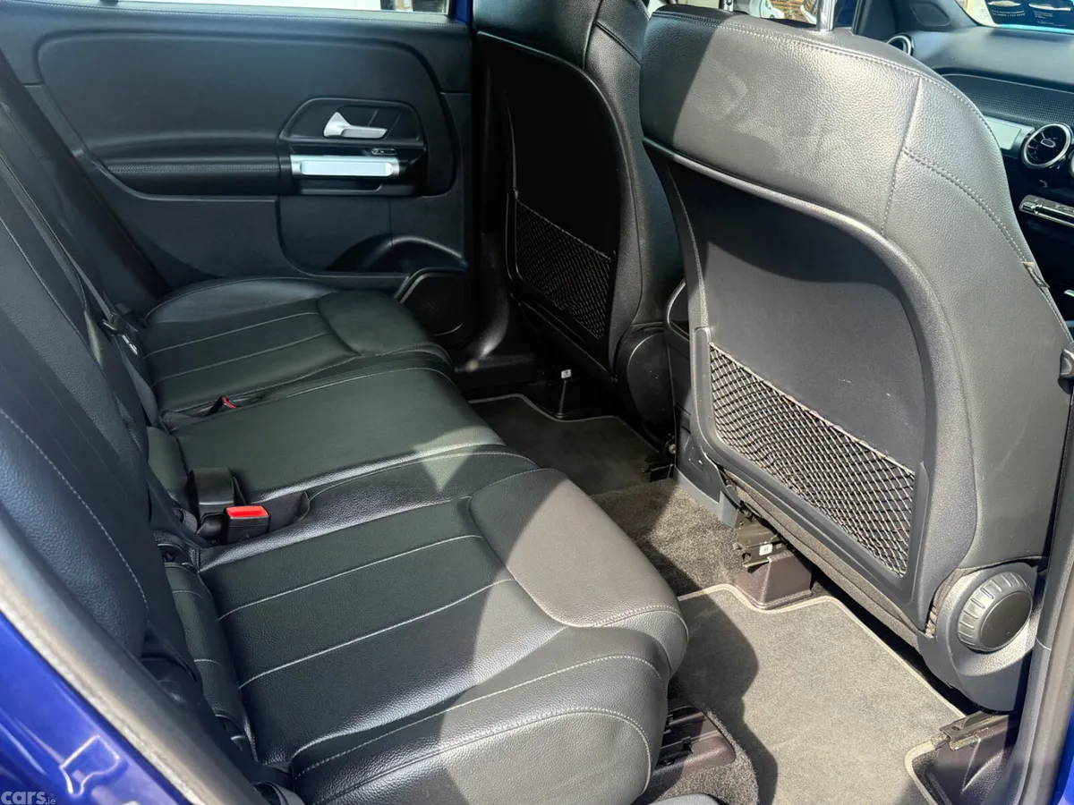 Mercedes-Benz GLB Estate/Jeep, Diesel, 2022, Blue