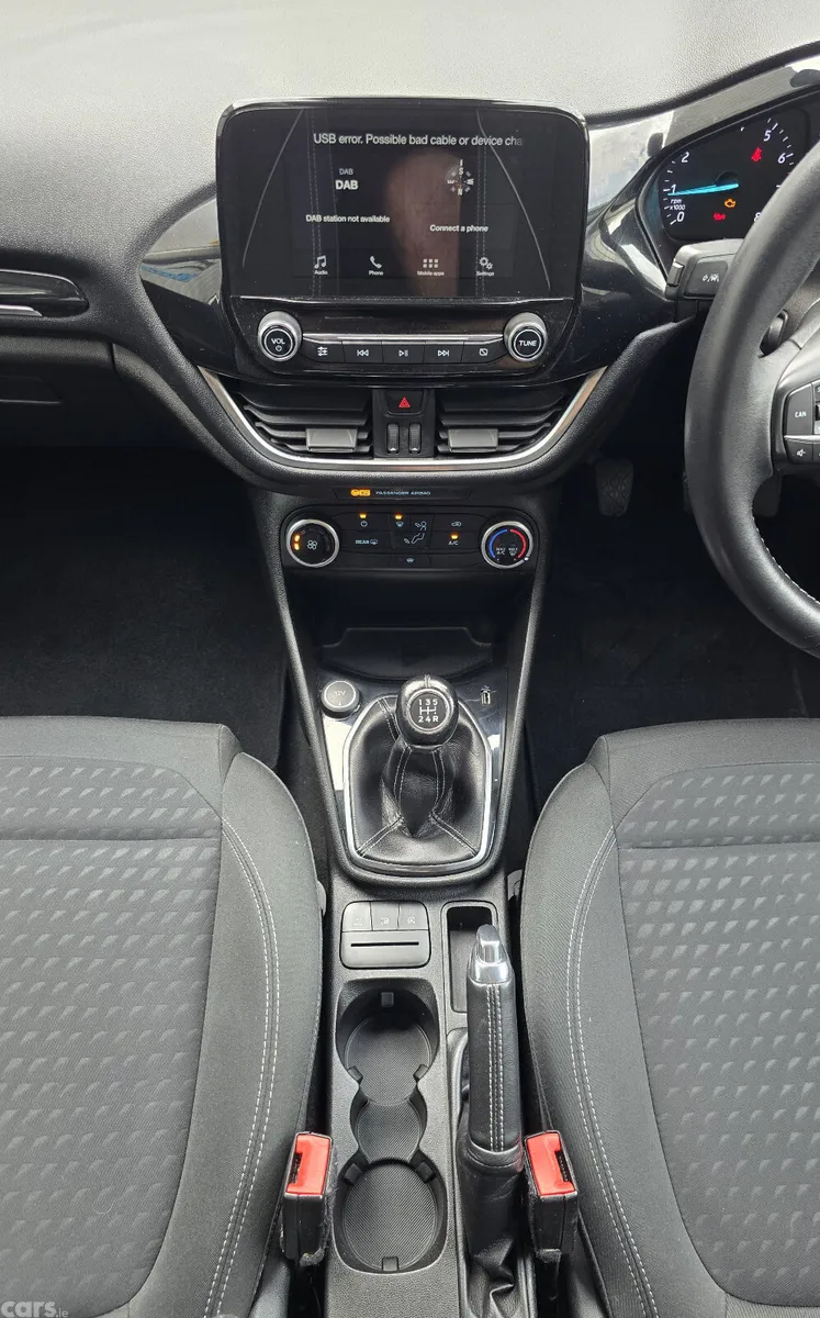 Ford Fiesta Hatchback, Petrol, 2018, Silver