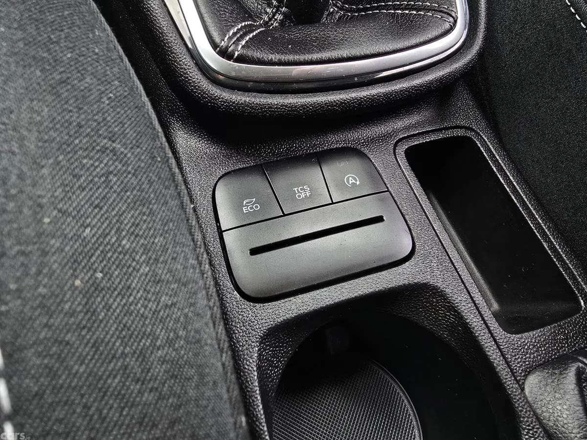 Ford Fiesta Hatchback, Petrol, 2018, Silver