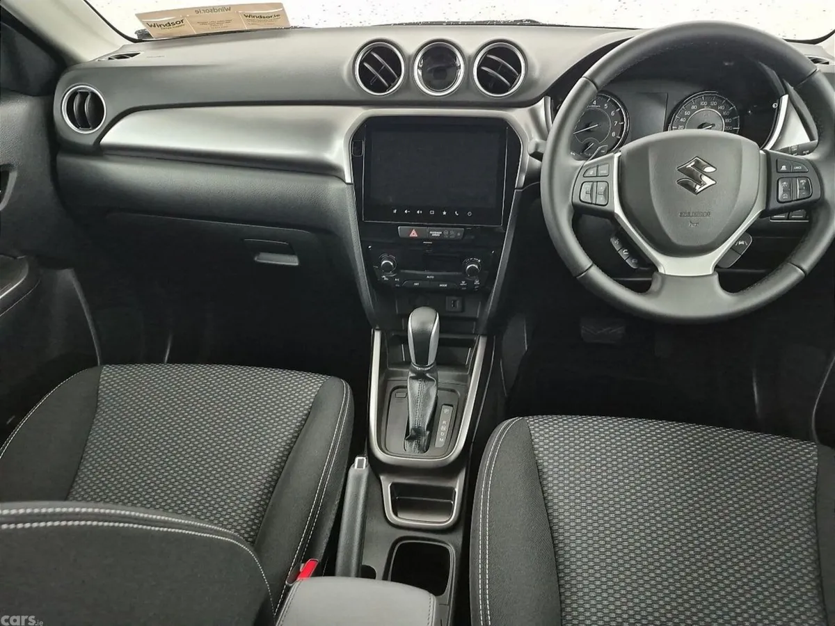 Suzuki Vitara SUV, Petrol Hybrid, 2026, White