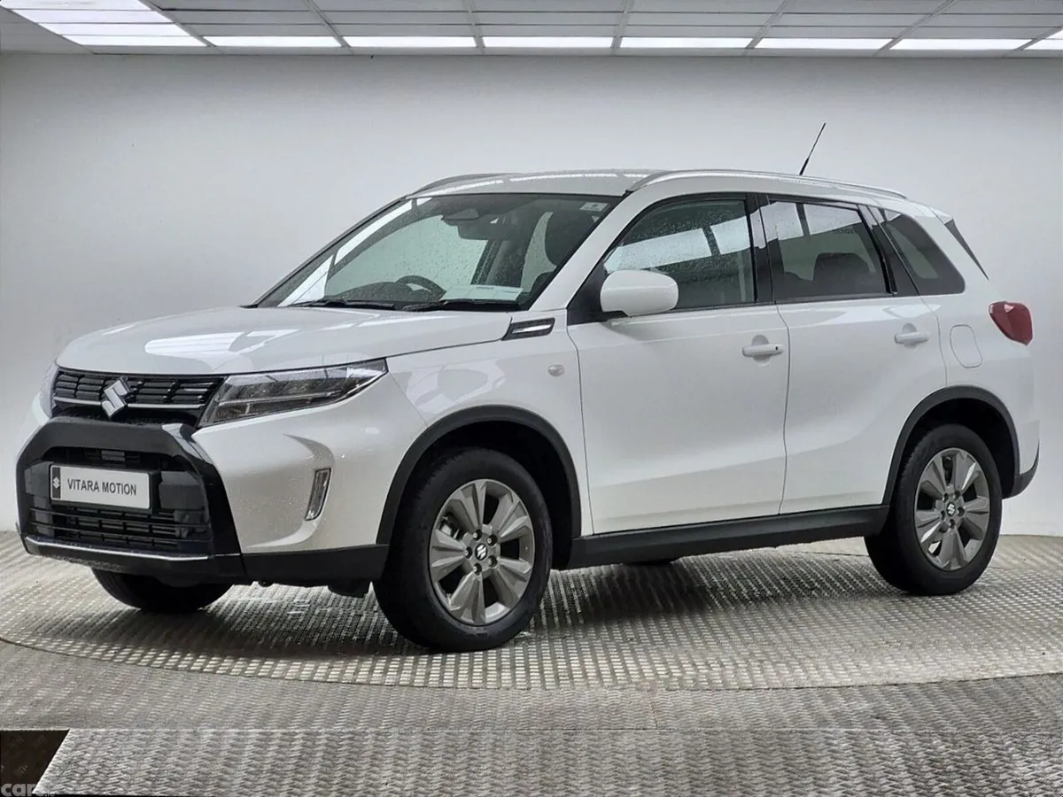 Suzuki Vitara SUV, Petrol Hybrid, 2026, White